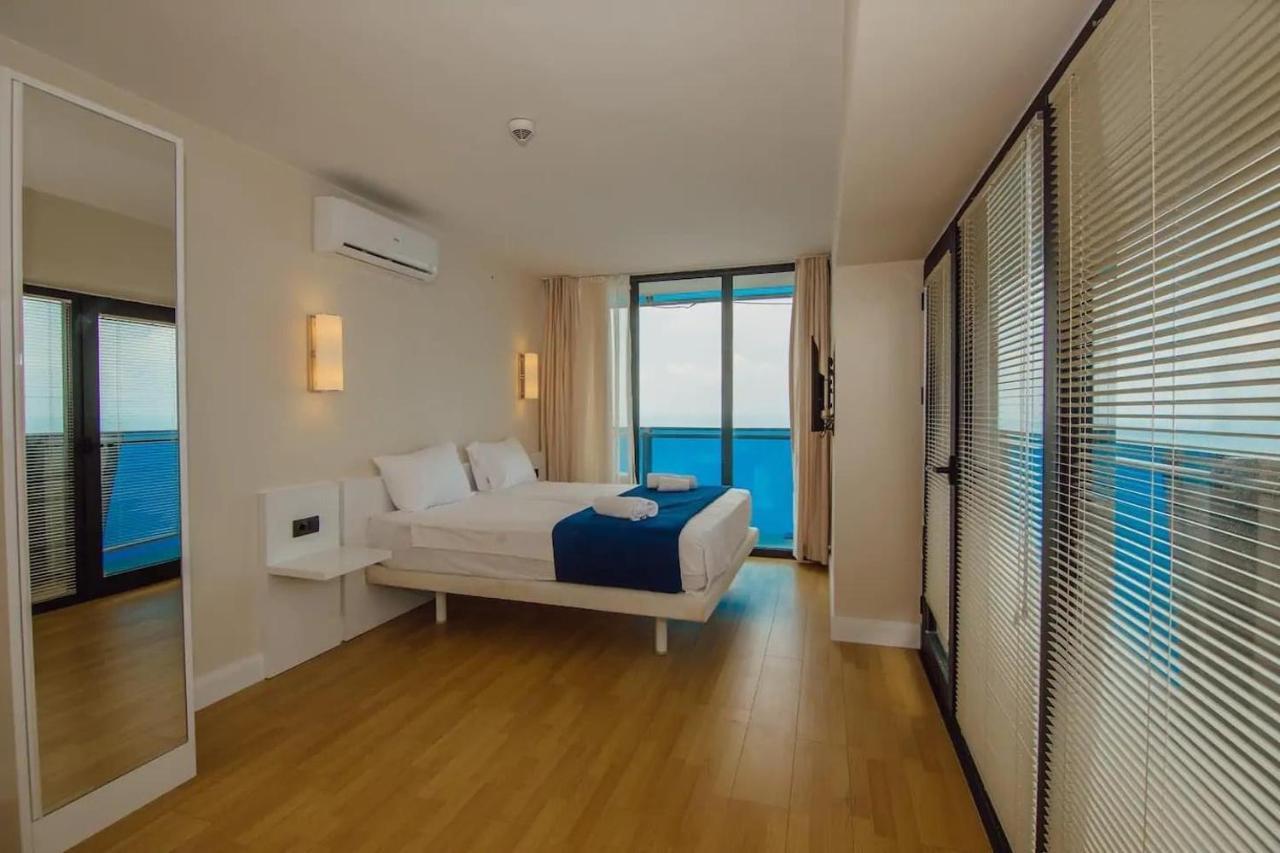 Orbi City Sea View Hotel Batumi Exterior foto